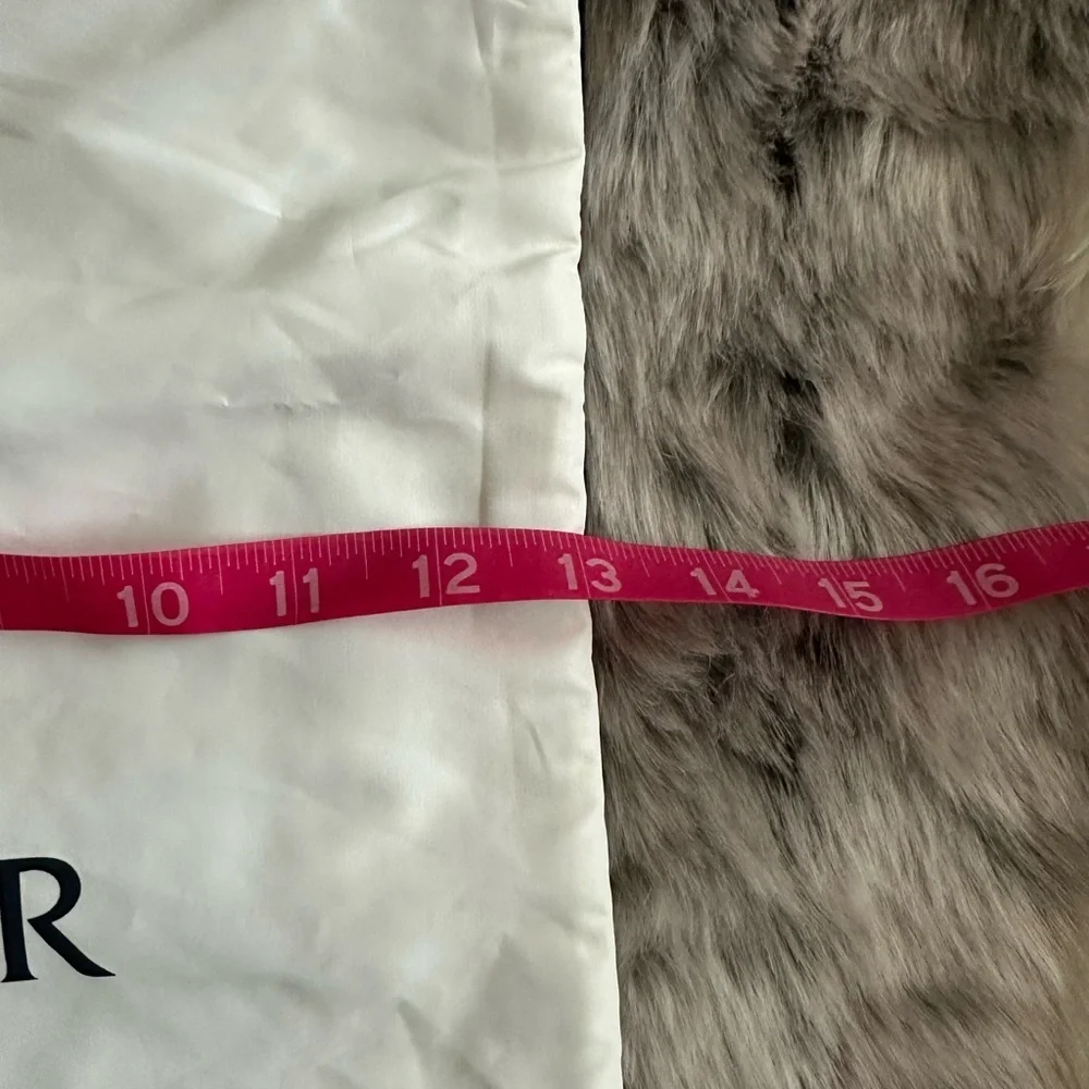 NWOT Moncler White Nylon Ribbon Trim Drawstring Logo crossbody bag